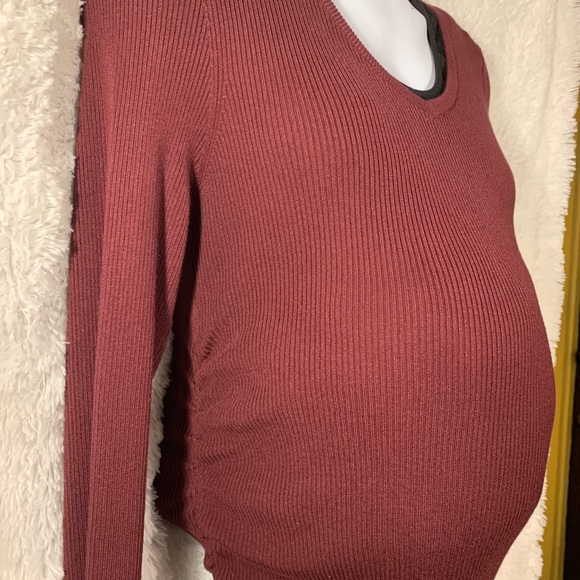 🆕Derek 𝐇𝐞𝐚𝐫𝐭 Rib LongSleeve Maternity Dress - Picture 2 of 16